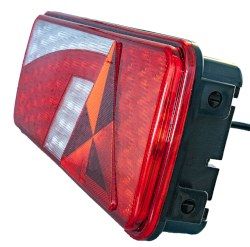 Rückleuchte links LED 420 x 150 mm mit Dreieck